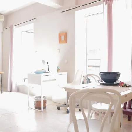 Chapter 5, Studio In The Centre Of Thessaloniki