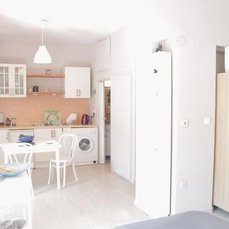 Chapter 5, Studio In The Centre Of * Thessaloniki